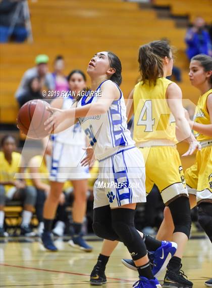 Thumbnail 2 in Temecula Valley vs. Beaumont photogallery.