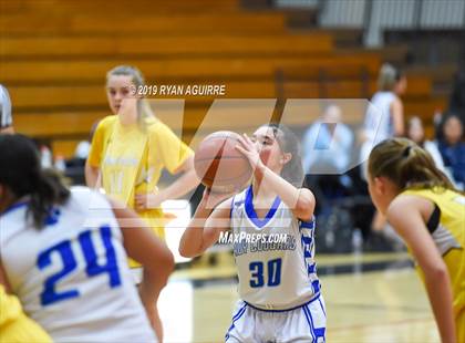 Thumbnail 3 in Temecula Valley vs. Beaumont photogallery.