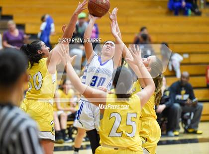 Thumbnail 3 in Temecula Valley vs. Beaumont photogallery.