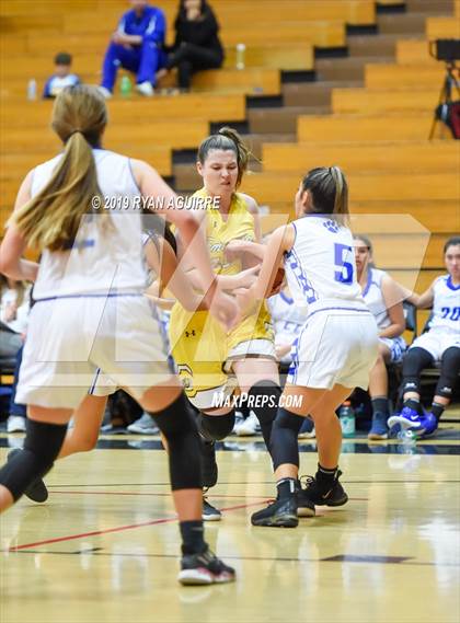 Thumbnail 2 in Temecula Valley vs. Beaumont photogallery.