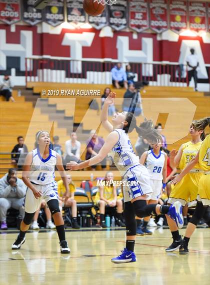Thumbnail 2 in Temecula Valley vs. Beaumont photogallery.