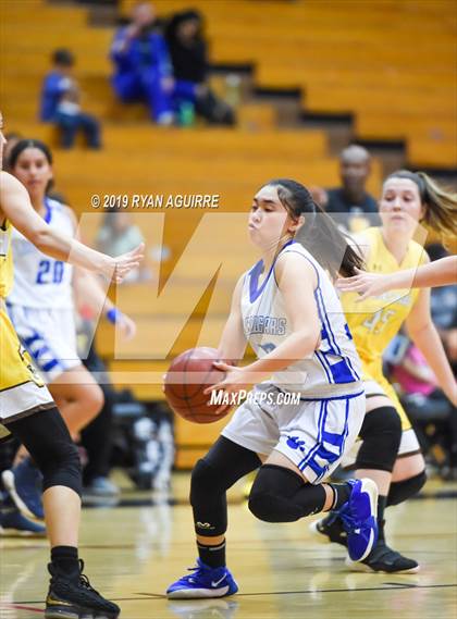 Thumbnail 3 in Temecula Valley vs. Beaumont photogallery.