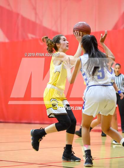 Thumbnail 2 in Temecula Valley vs. Beaumont photogallery.