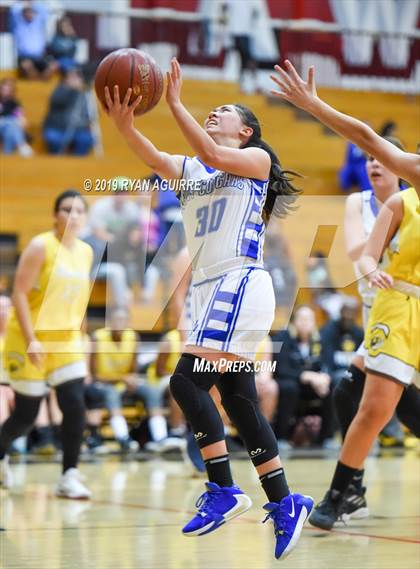Thumbnail 2 in Temecula Valley vs. Beaumont photogallery.