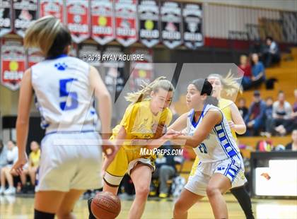 Thumbnail 3 in Temecula Valley vs. Beaumont photogallery.