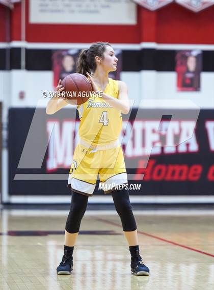 Thumbnail 2 in Temecula Valley vs. Beaumont photogallery.