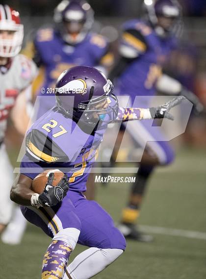 Thumbnail 2 in New Canaan @ Westhill photogallery.