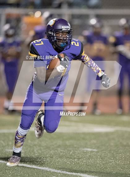 Thumbnail 2 in New Canaan @ Westhill photogallery.