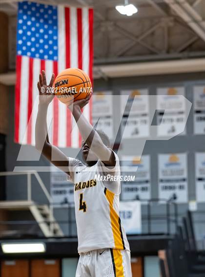 Thumbnail 2 in Saint Pauls @ Fairmont (Robeson County Shootout) photogallery.