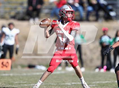 Thumbnail 2 in Hug @ Truckee photogallery.