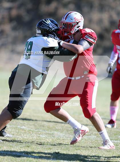 Thumbnail 3 in Hug @ Truckee photogallery.