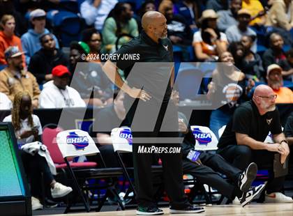 Thumbnail 1 in Kell vs Eagle's Landing (GHSA 5A State Championship) photogallery.