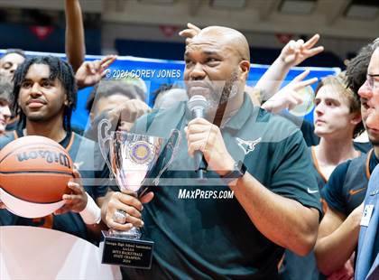 Thumbnail 3 in Kell vs Eagle's Landing (GHSA 5A State Championship) photogallery.