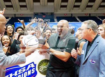 Thumbnail 3 in Kell vs Eagle's Landing (GHSA 5A State Championship) photogallery.