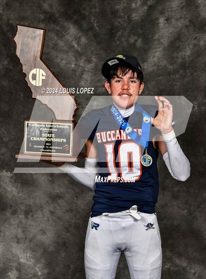 Thumbnail 2 in Balboa (CIF State DIV 7A Championship Trophy Award Photos) photogallery.