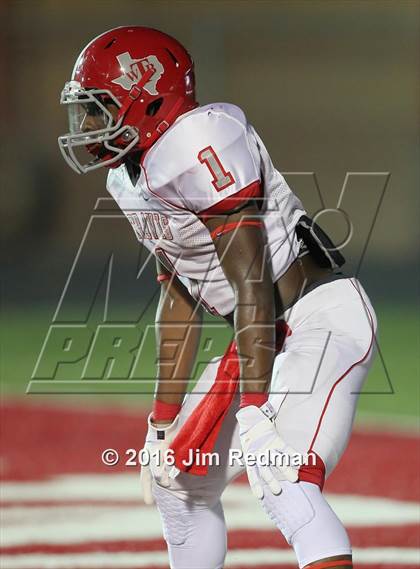 Thumbnail 1 in Travis @ Fredericksburg photogallery.