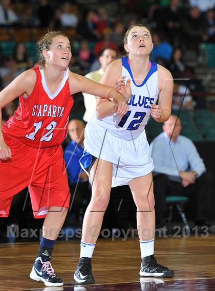 Thumbnail 2 in Grandview vs. Chaparral (CHSAA 5A Great 8 ) photogallery.
