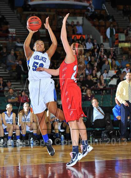 Thumbnail 1 in Grandview vs. Chaparral (CHSAA 5A Great 8 ) photogallery.