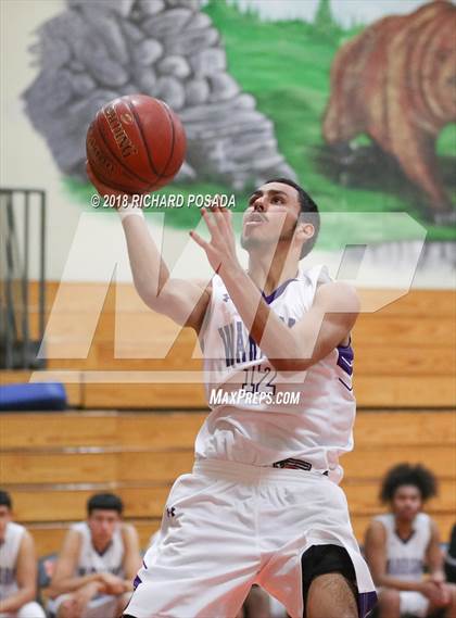 Thumbnail 2 in Fresno vs. Washington Union photogallery.
