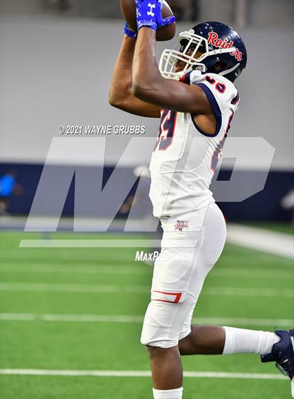 Thumbnail 3 in Ryan @ Longview photogallery.