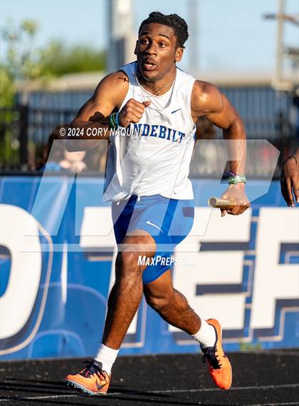 Thumbnail 2 in Terrier Relays photogallery.