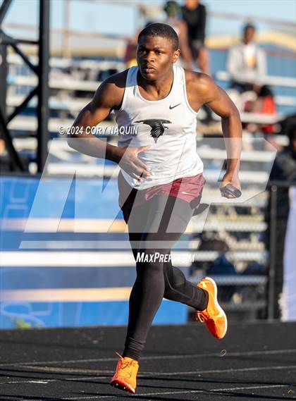 Thumbnail 1 in Terrier Relays photogallery.