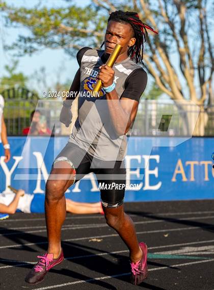 Thumbnail 1 in Terrier Relays photogallery.