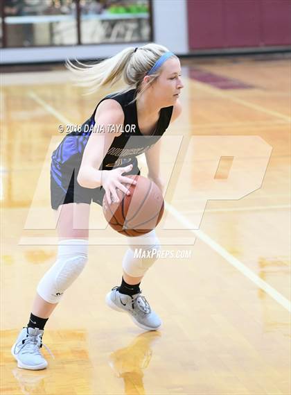 Thumbnail 3 in Huckabay vs Iowa Park (Poolville Mesquite Pit Classic Tournament) photogallery.
