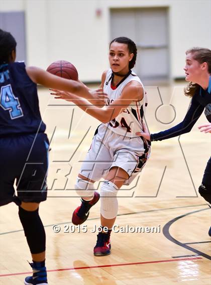 Thumbnail 1 in Churchill vs Johnson [Claudia Taylor] photogallery.