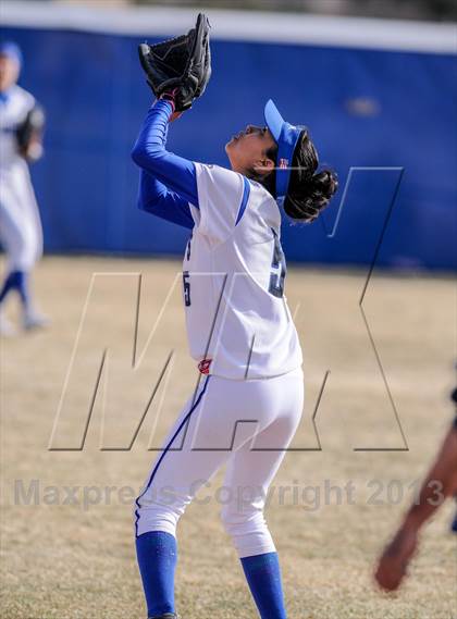 Thumbnail 3 in St. Michael's vs. Bernalillo photogallery.