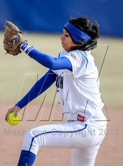 Thumbnail 1 in St. Michael's vs. Bernalillo photogallery.