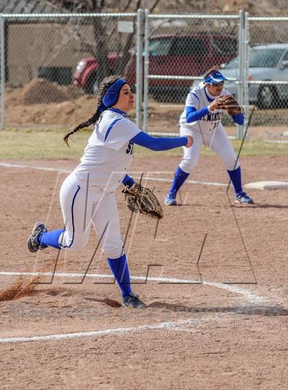 Thumbnail 2 in St. Michael's vs. Bernalillo photogallery.