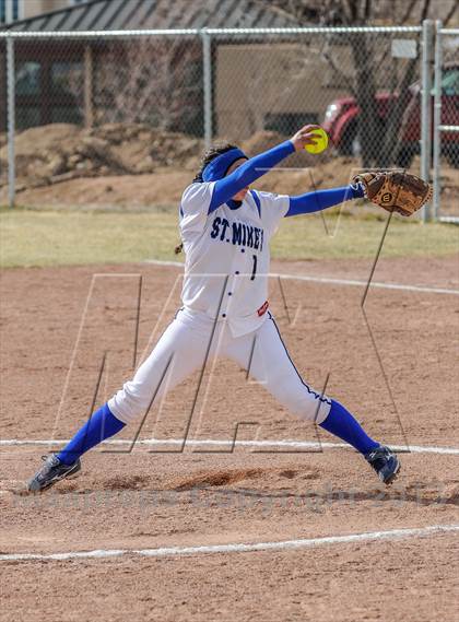 Thumbnail 3 in St. Michael's vs. Bernalillo photogallery.
