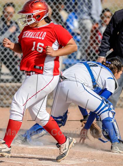 Thumbnail 3 in St. Michael's vs. Bernalillo photogallery.