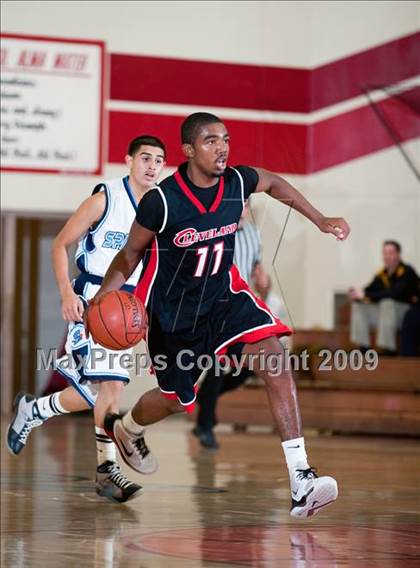Thumbnail 1 in Cleveland vs Sylmar (Rose City Round Ball Classic) photogallery.