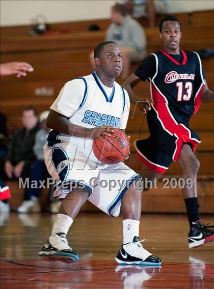 Thumbnail 3 in Cleveland vs Sylmar (Rose City Round Ball Classic) photogallery.