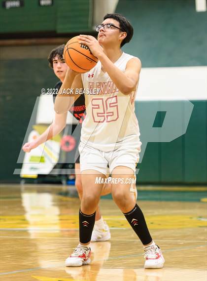 Thumbnail 2 in Glendale vs. Thunderbird (Judy Dixon Holiday Tournament) photogallery.