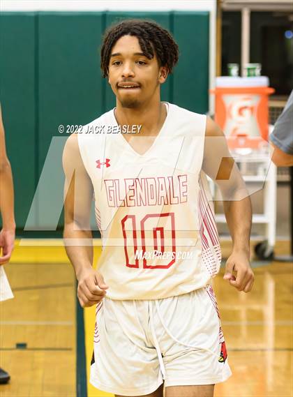 Thumbnail 2 in Glendale vs. Thunderbird (Judy Dixon Holiday Tournament) photogallery.