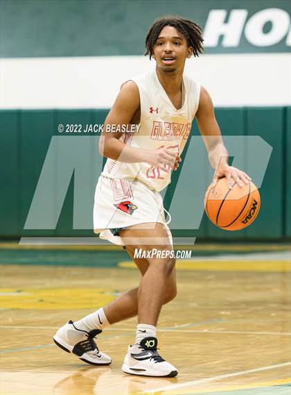 Thumbnail 1 in Glendale vs. Thunderbird (Judy Dixon Holiday Tournament) photogallery.