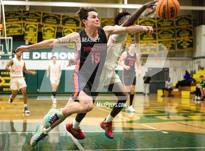 Thumbnail 1 in Glendale vs. Thunderbird (Judy Dixon Holiday Tournament) photogallery.