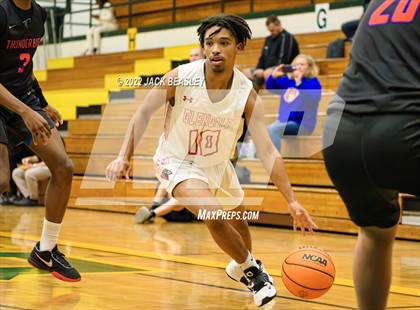 Thumbnail 3 in Glendale vs. Thunderbird (Judy Dixon Holiday Tournament) photogallery.