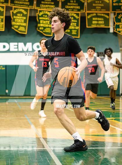 Thumbnail 2 in Glendale vs. Thunderbird (Judy Dixon Holiday Tournament) photogallery.