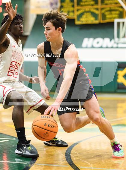 Thumbnail 3 in Glendale vs. Thunderbird (Judy Dixon Holiday Tournament) photogallery.