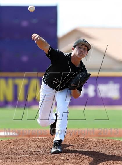 Thumbnail 1 in Kellis vs. Cactus Shadows photogallery.