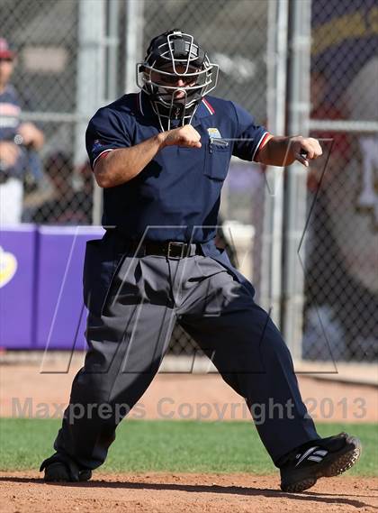 Thumbnail 2 in Kellis vs. Cactus Shadows photogallery.