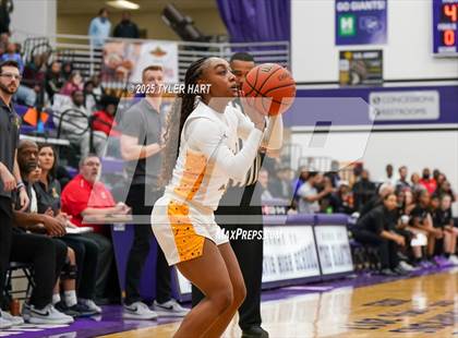 Thumbnail 3 in Ben Davis vs. Avon (IHSAA Sectional 4A Semifinal) photogallery.
