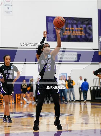 Thumbnail 1 in Ben Davis vs. Avon (IHSAA Sectional 4A Semifinal) photogallery.