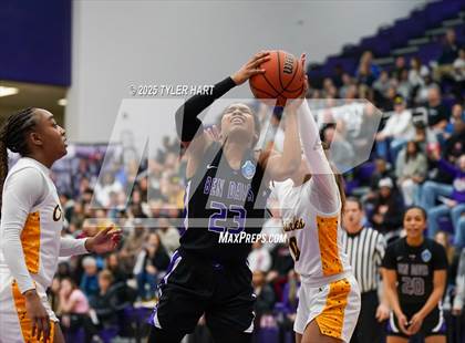 Thumbnail 1 in Ben Davis vs. Avon (IHSAA Sectional 4A Semifinal) photogallery.