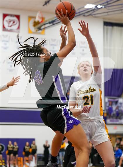 Thumbnail 1 in Ben Davis vs. Avon (IHSAA Sectional 4A Semifinal) photogallery.