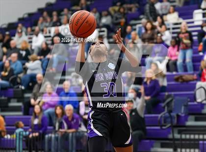 Thumbnail 3 in Ben Davis vs. Avon (IHSAA Sectional 4A Semifinal) photogallery.